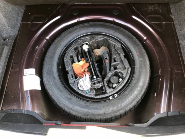 Красный Шкода Суперб, объемом двигателя 1.8 л и пробегом 286 тыс. км за 12200 $, фото 10 на Automoto.ua