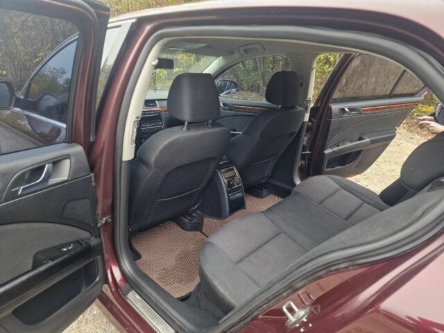 Красный Шкода Суперб, объемом двигателя 1.8 л и пробегом 268 тыс. км за 8300 $, фото 6 на Automoto.ua