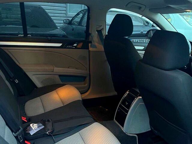 Красный Шкода Суперб, объемом двигателя 2 л и пробегом 278 тыс. км за 9800 $, фото 6 на Automoto.ua