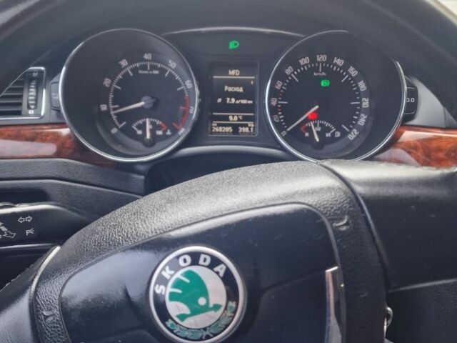 Красный Шкода Суперб, объемом двигателя 1.8 л и пробегом 268 тыс. км за 8300 $, фото 4 на Automoto.ua