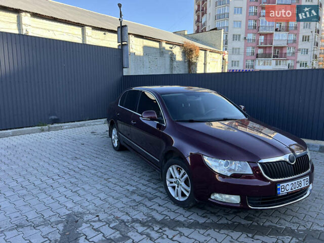 Червоний Шкода Суперб, об'ємом двигуна 1.8 л та пробігом 127 тис. км за 11300 $, фото 2 на Automoto.ua