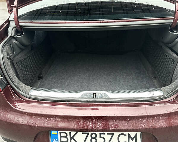 Красный Шкода Суперб, объемом двигателя 1.97 л и пробегом 230 тыс. км за 9700 $, фото 7 на Automoto.ua