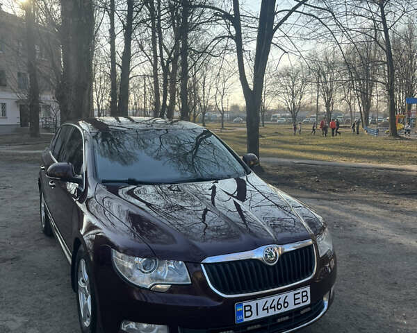 Красный Шкода Суперб, объемом двигателя 1.97 л и пробегом 266 тыс. км за 10000 $, фото 6 на Automoto.ua