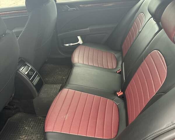 Красный Шкода Суперб, объемом двигателя 1.8 л и пробегом 170 тыс. км за 6500 $, фото 4 на Automoto.ua