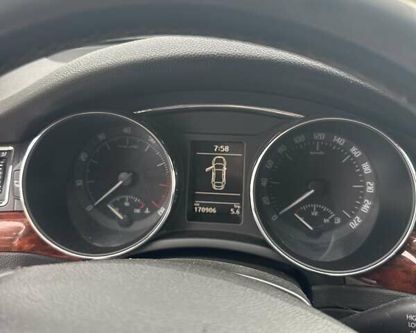 Красный Шкода Суперб, объемом двигателя 1.8 л и пробегом 170 тыс. км за 6500 $, фото 9 на Automoto.ua