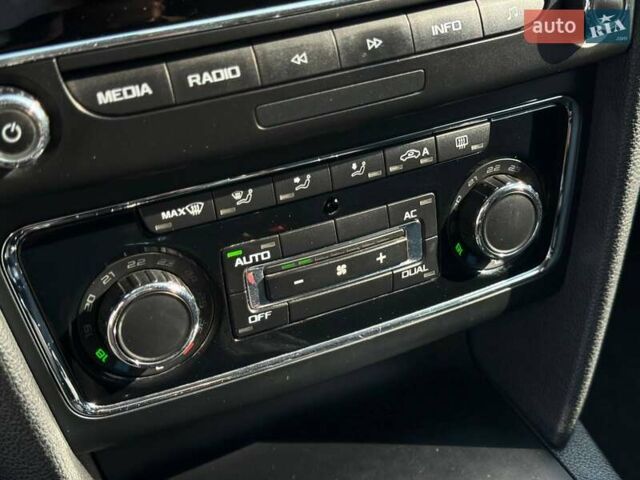 Красный Шкода Суперб, объемом двигателя 1.8 л и пробегом 183 тыс. км за 8800 $, фото 36 на Automoto.ua