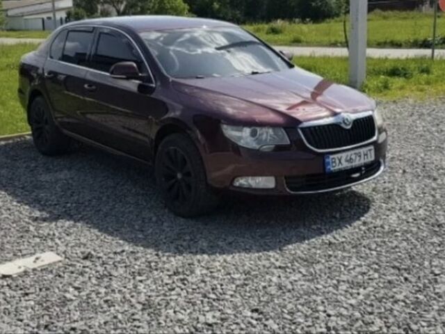 Красный Шкода Суперб, объемом двигателя 1.8 л и пробегом 277 тыс. км за 9500 $, фото 7 на Automoto.ua