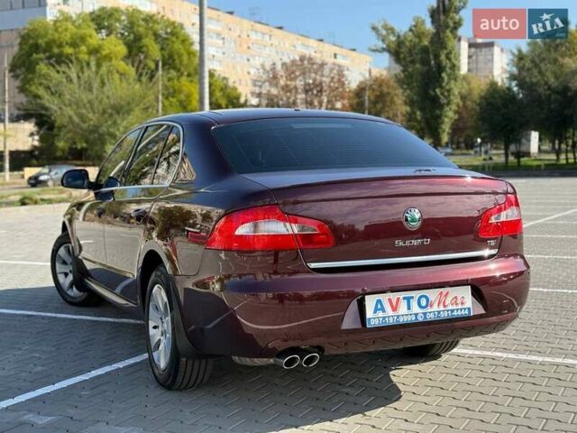 Красный Шкода Суперб, объемом двигателя 1.8 л и пробегом 183 тыс. км за 8800 $, фото 11 на Automoto.ua