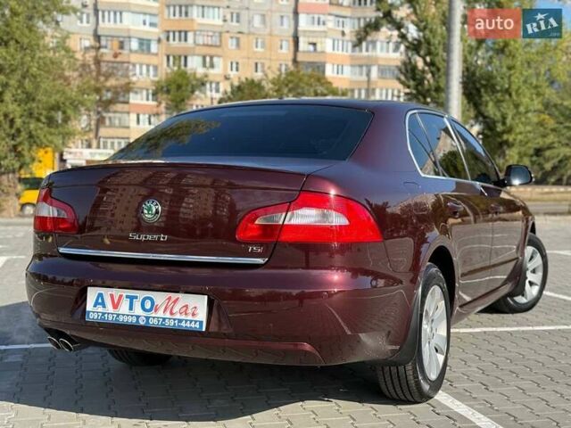 Красный Шкода Суперб, объемом двигателя 1.8 л и пробегом 183 тыс. км за 8800 $, фото 17 на Automoto.ua