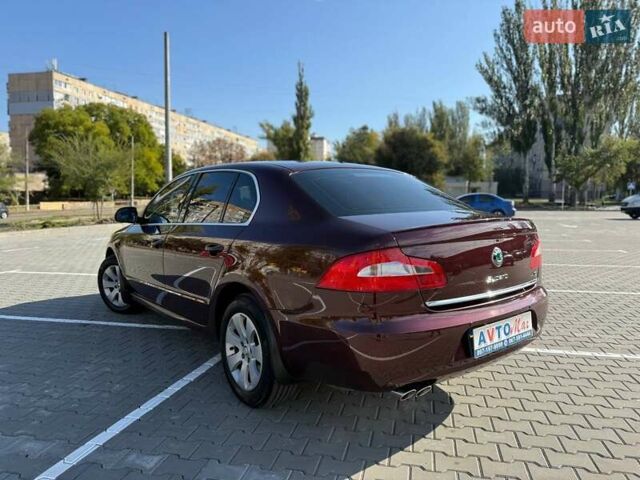 Красный Шкода Суперб, объемом двигателя 1.8 л и пробегом 183 тыс. км за 8800 $, фото 8 на Automoto.ua