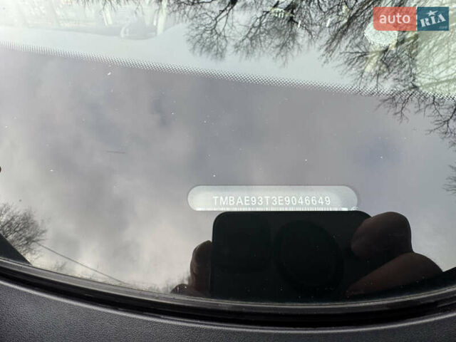 Червоний Шкода Суперб, об'ємом двигуна 1.97 л та пробігом 292 тис. км за 7999 $, фото 15 на Automoto.ua