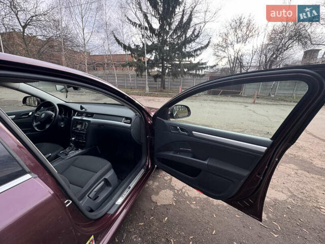 Червоний Шкода Суперб, об'ємом двигуна 1.97 л та пробігом 292 тис. км за 7999 $, фото 5 на Automoto.ua