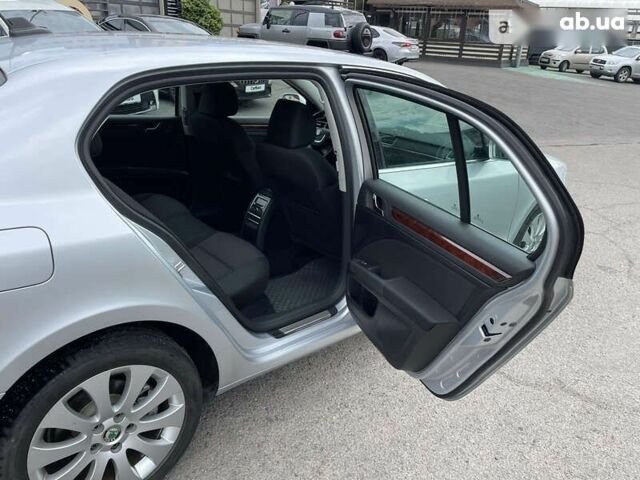 Шкода Суперб, объемом двигателя 0 л и пробегом 189 тыс. км за 10500 $, фото 10 на Automoto.ua