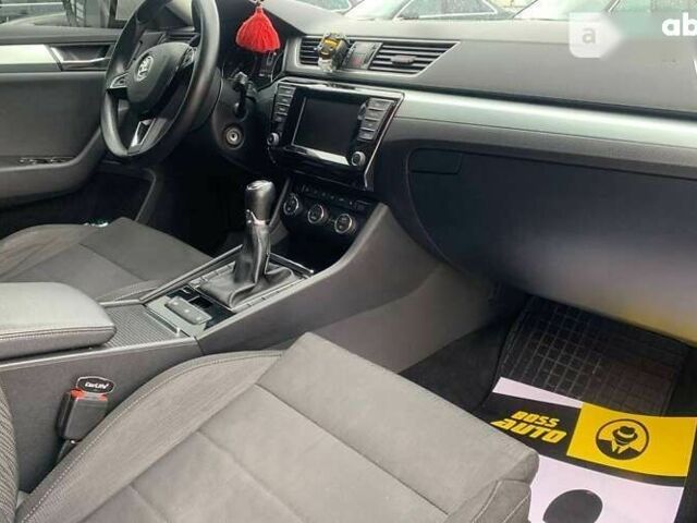 Шкода Суперб, об'ємом двигуна 2 л та пробігом 259 тис. км за 16300 $, фото 13 на Automoto.ua