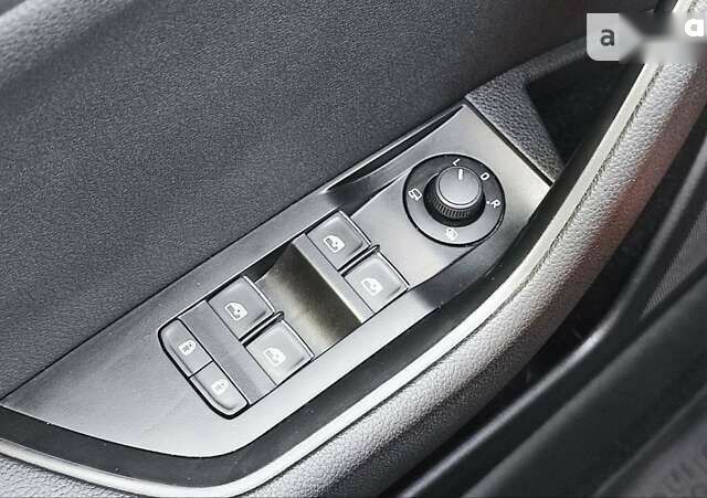 Шкода Суперб, об'ємом двигуна 2 л та пробігом 245 тис. км за 26500 $, фото 28 на Automoto.ua