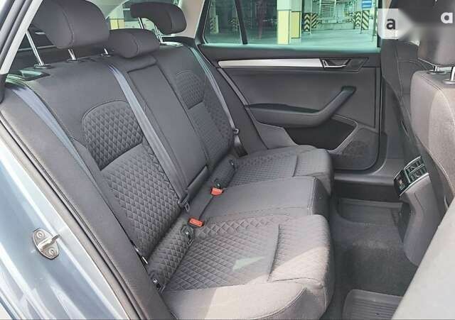 Шкода Суперб, об'ємом двигуна 2 л та пробігом 245 тис. км за 26500 $, фото 18 на Automoto.ua