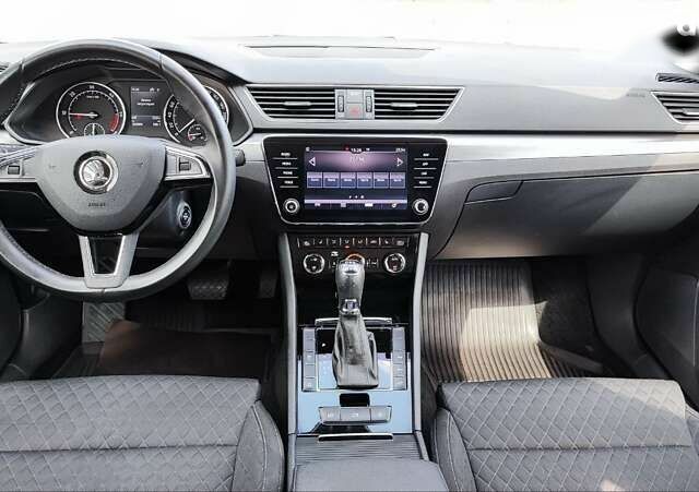 Шкода Суперб, об'ємом двигуна 2 л та пробігом 245 тис. км за 26500 $, фото 13 на Automoto.ua