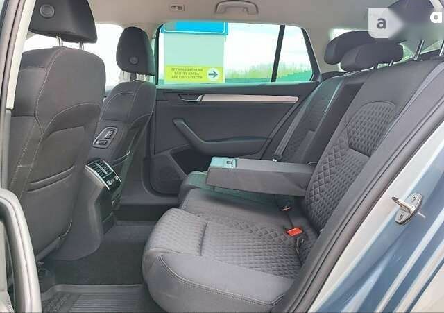 Шкода Суперб, об'ємом двигуна 2 л та пробігом 245 тис. км за 26500 $, фото 16 на Automoto.ua