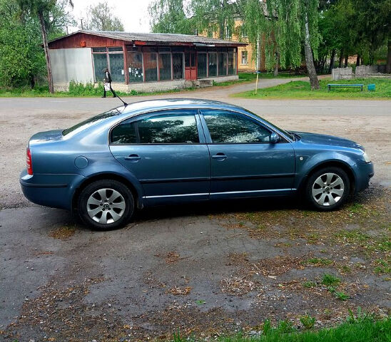 Шкода Суперб, объемом двигателя 1.8 л и пробегом 298 тыс. км за 4400 $, фото 1 на Automoto.ua