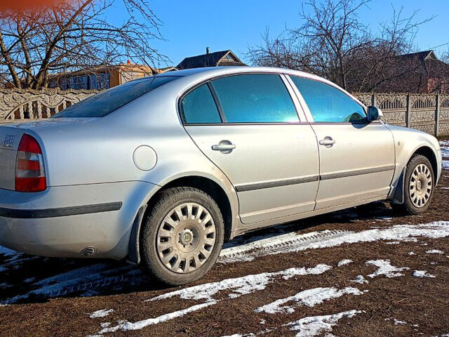 Шкода Суперб, объемом двигателя 1.8 л и пробегом 236 тыс. км за 5900 $, фото 12 на Automoto.ua