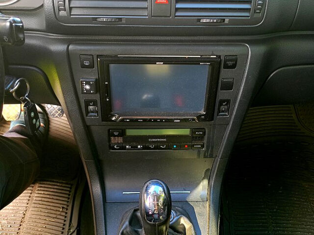 Шкода Суперб, объемом двигателя 1.8 л и пробегом 236 тыс. км за 5900 $, фото 4 на Automoto.ua