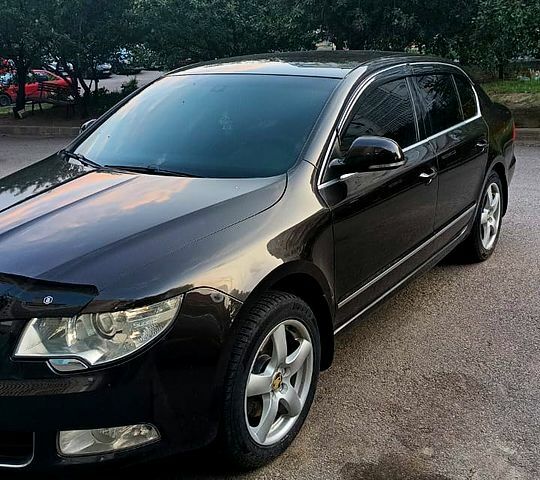 Шкода Суперб, объемом двигателя 1.8 л и пробегом 128 тыс. км за 11000 $, фото 2 на Automoto.ua