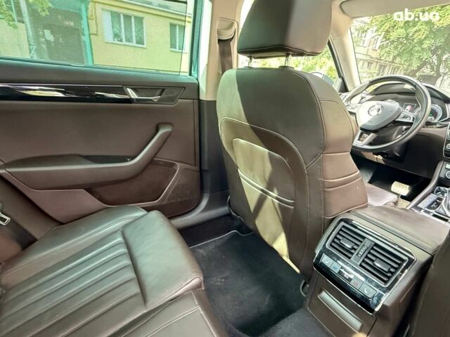 Шкода Суперб, объемом двигателя 0 л и пробегом 195 тыс. км за 20000 $, фото 14 на Automoto.ua