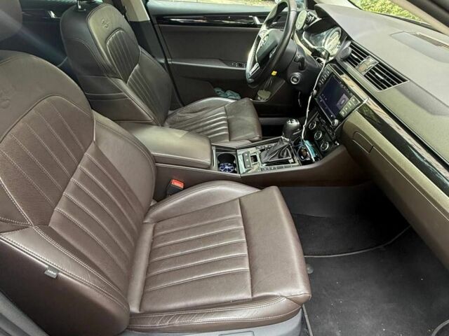 Шкода Суперб, объемом двигателя 0 л и пробегом 195 тыс. км за 20000 $, фото 15 на Automoto.ua