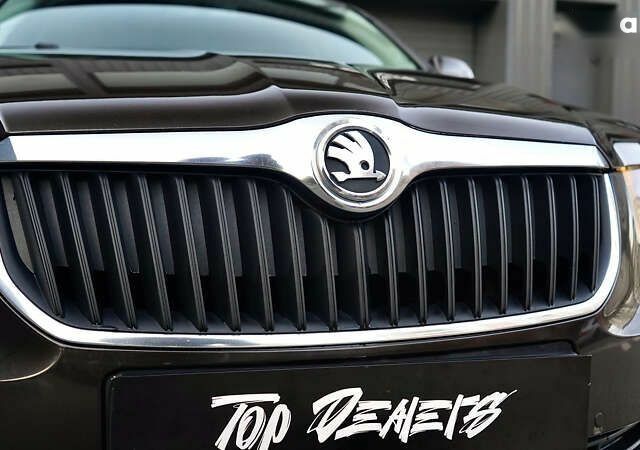 Шкода Суперб, объемом двигателя 1.8 л и пробегом 221 тыс. км за 11900 $, фото 4 на Automoto.ua