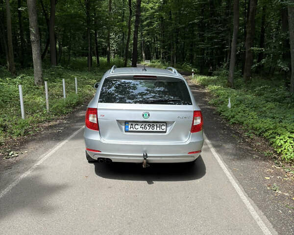 Шкода Суперб, объемом двигателя 2 л и пробегом 270 тыс. км за 7700 $, фото 4 на Automoto.ua