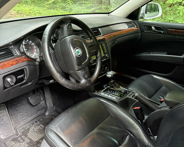 Шкода Суперб, объемом двигателя 2 л и пробегом 270 тыс. км за 7700 $, фото 9 на Automoto.ua