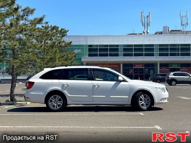 Шкода Суперб, объемом двигателя 2 л и пробегом 216 тыс. км за 10000 $, фото 4 на Automoto.ua