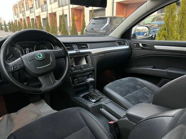 Шкода Суперб, объемом двигателя 2 л и пробегом 260 тыс. км за 8700 $, фото 6 на Automoto.ua