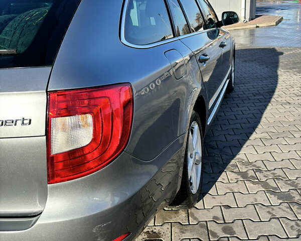 Шкода Суперб, объемом двигателя 2 л и пробегом 272 тыс. км за 9500 $, фото 14 на Automoto.ua