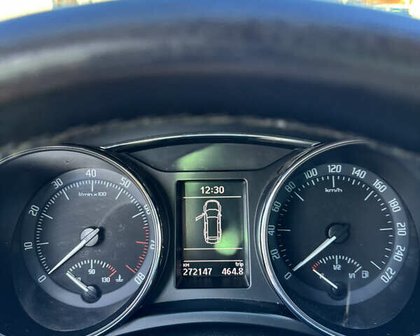 Шкода Суперб, объемом двигателя 2 л и пробегом 272 тыс. км за 9500 $, фото 12 на Automoto.ua