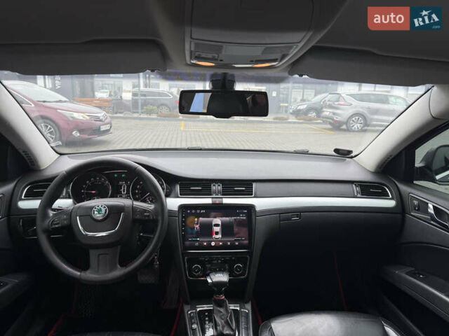 Шкода Суперб, об'ємом двигуна 2 л та пробігом 310 тис. км за 9700 $, фото 10 на Automoto.ua