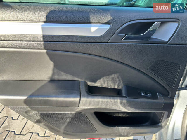 Шкода Суперб, объемом двигателя 2 л и пробегом 272 тыс. км за 9500 $, фото 6 на Automoto.ua