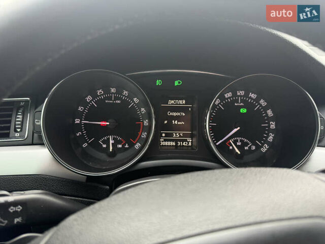 Шкода Суперб, об'ємом двигуна 2 л та пробігом 310 тис. км за 9700 $, фото 11 на Automoto.ua