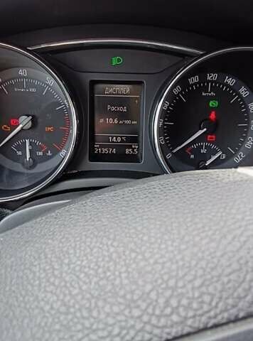 Шкода Суперб, объемом двигателя 1.8 л и пробегом 213 тыс. км за 11500 $, фото 11 на Automoto.ua
