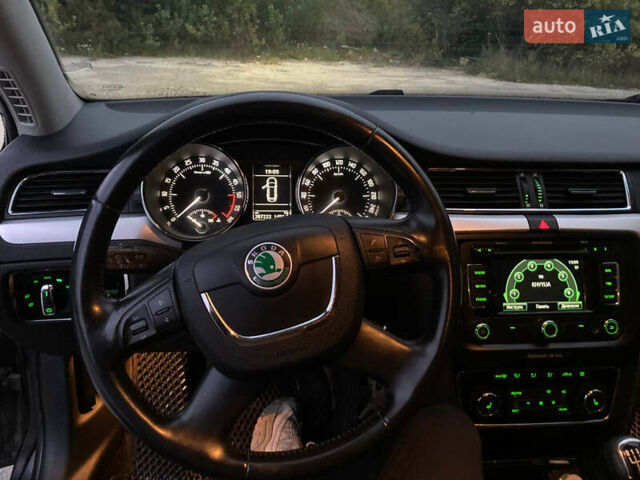 Шкода Суперб, об'ємом двигуна 2 л та пробігом 287 тис. км за 10500 $, фото 11 на Automoto.ua