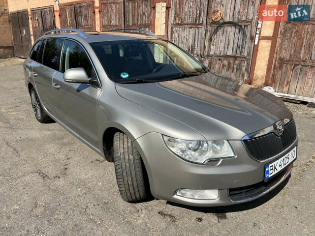 Шкода Суперб, об'ємом двигуна 2 л та пробігом 270 тис. км за 12100 $, фото 7 на Automoto.ua