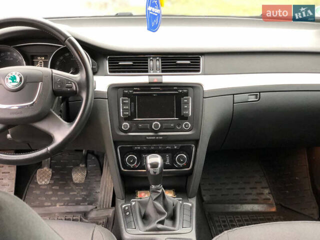Шкода Суперб, об'ємом двигуна 1.6 л та пробігом 228 тис. км за 9200 $, фото 7 на Automoto.ua