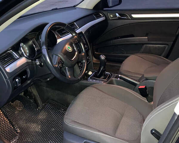 Шкода Суперб, об'ємом двигуна 2 л та пробігом 287 тис. км за 10500 $, фото 8 на Automoto.ua