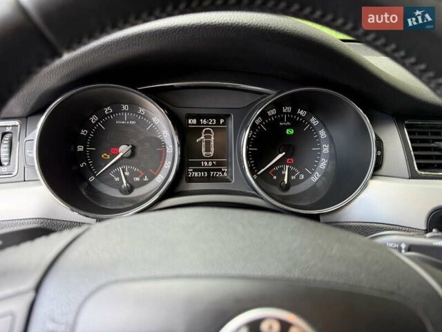 Шкода Суперб, объемом двигателя 2 л и пробегом 278 тыс. км за 12000 $, фото 2 на Automoto.ua