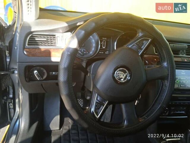 Шкода Суперб, объемом двигателя 2 л и пробегом 310 тыс. км за 13000 $, фото 2 на Automoto.ua
