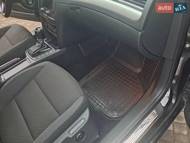 Шкода Суперб, объемом двигателя 2 л и пробегом 257 тыс. км за 11850 $, фото 13 на Automoto.ua