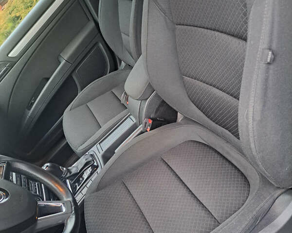 Шкода Суперб, объемом двигателя 2 л и пробегом 257 тыс. км за 11850 $, фото 9 на Automoto.ua