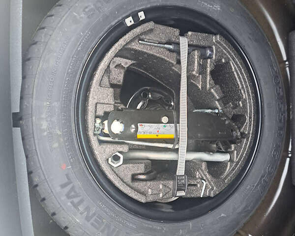 Шкода Суперб, объемом двигателя 2 л и пробегом 257 тыс. км за 11850 $, фото 16 на Automoto.ua