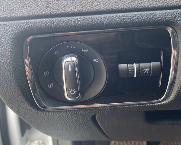Шкода Суперб, объемом двигателя 2 л и пробегом 322 тыс. км за 14500 $, фото 40 на Automoto.ua
