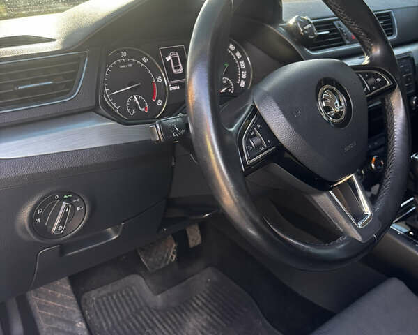 Шкода Суперб, объемом двигателя 0 л и пробегом 270 тыс. км за 13700 $, фото 6 на Automoto.ua